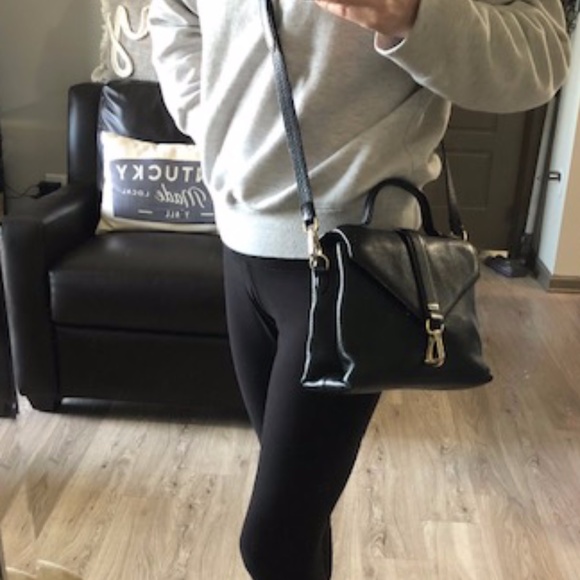 Ecco Shoes Crossbody Leather Bag - Picture 6 of 7